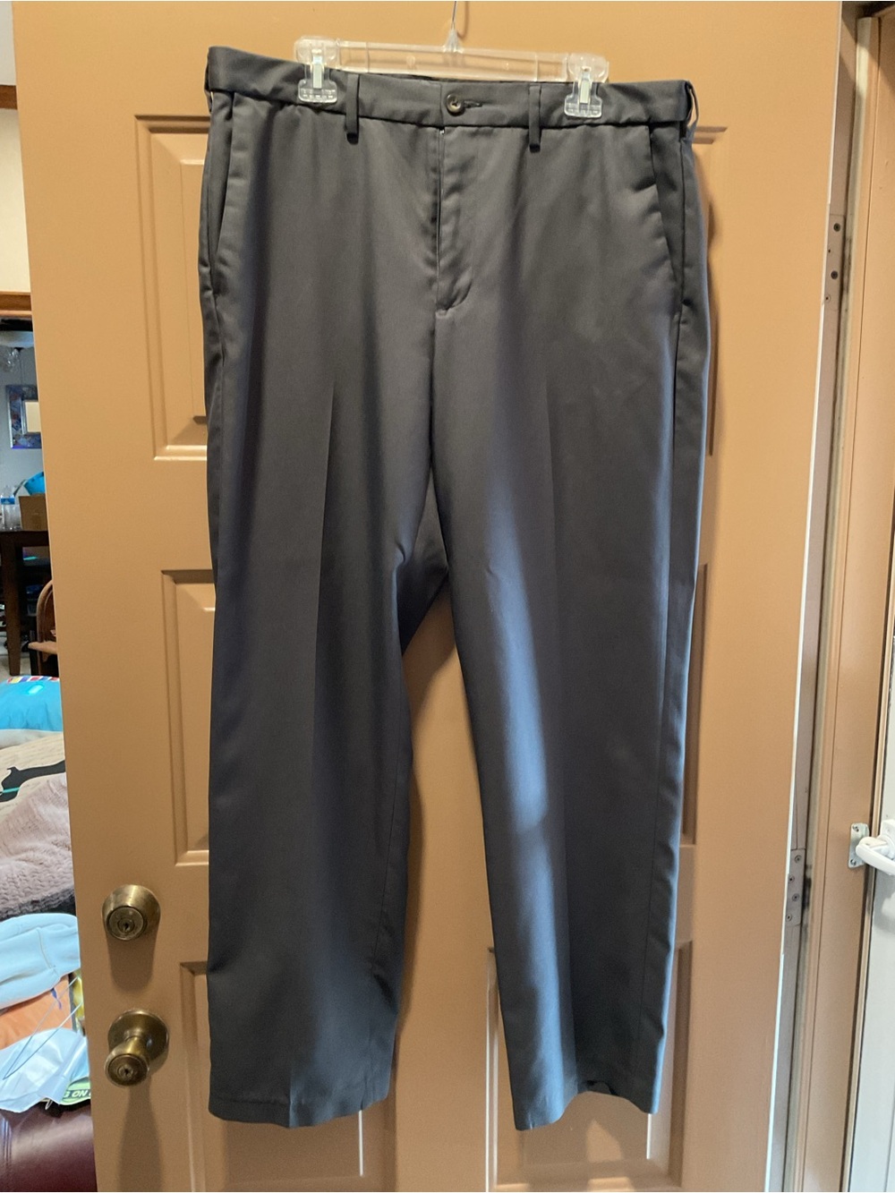 Amazon Essentials Men's Straight Dress Pants in Charcoal Gray